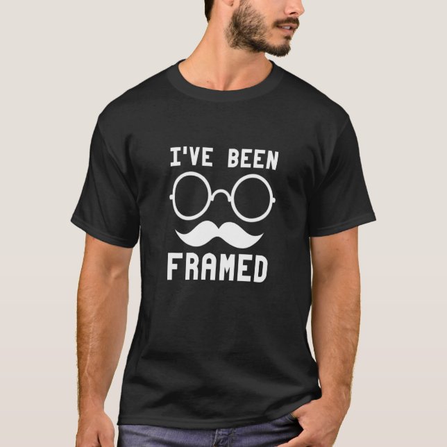 Camiseta Olho De Barba De Orelha (Frente)