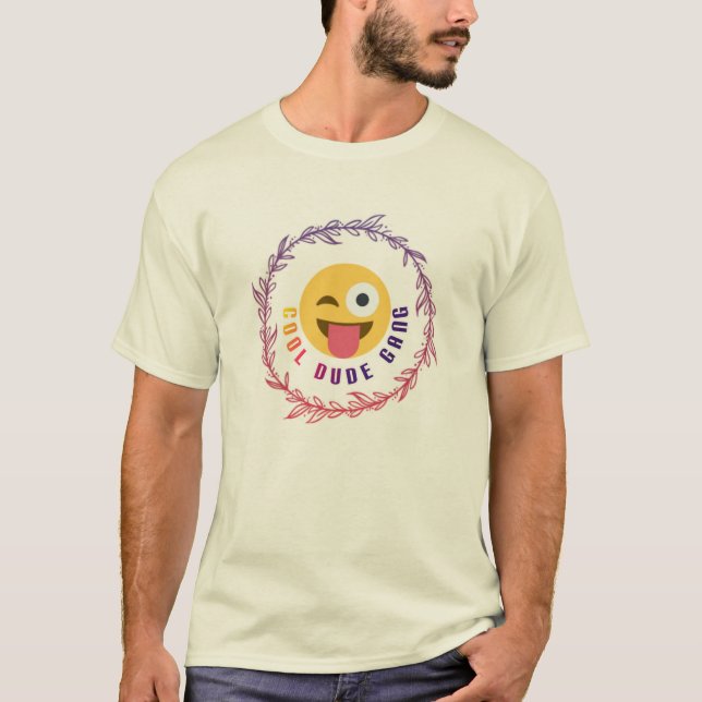 Camiseta Olho sorridente rosto legal e engraçado emoji (Frente)