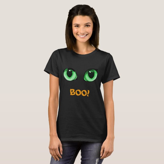 Camiseta Olhos Verdes do Halloween e BOO! T-Shirt Engraçado (Frente Completa)