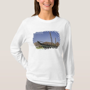 Camiseta Omã, Mascate, Al Bustan. Rotatória de Al Bustan,