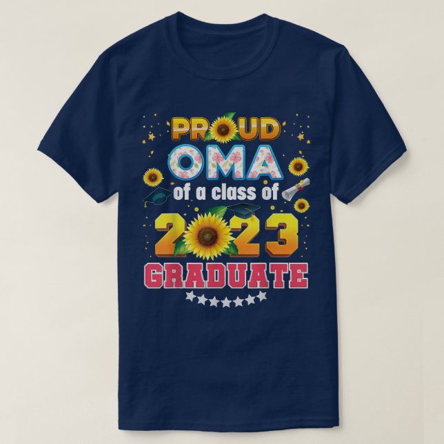 Camiseta Óma Orgulhoso De Um Formando Da Classe 2023 (Frente do Design)