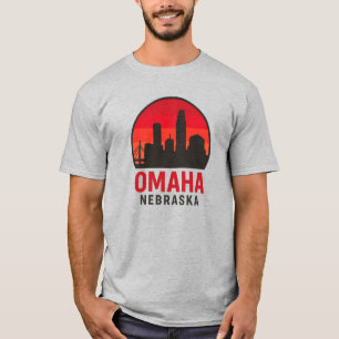 Camiseta Omaha Nebraska Skyline Sunset Silhueta retrô