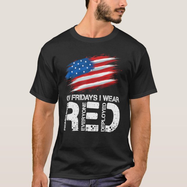 Camiseta On Friday I Wear Red Support American Troops Vinta (Frente)
