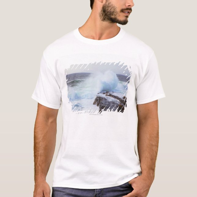 Camiseta Onda de Oceano Atlântico que deixa de funcionar na (Frente)