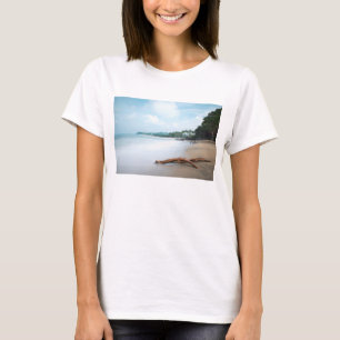 Camiseta Ondas de oceano no Sandy Beach