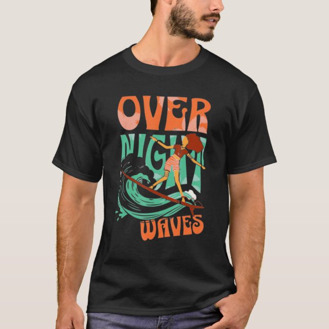 Camiseta Ondas Noturnas Ondas Vintage Surfe (Frente)