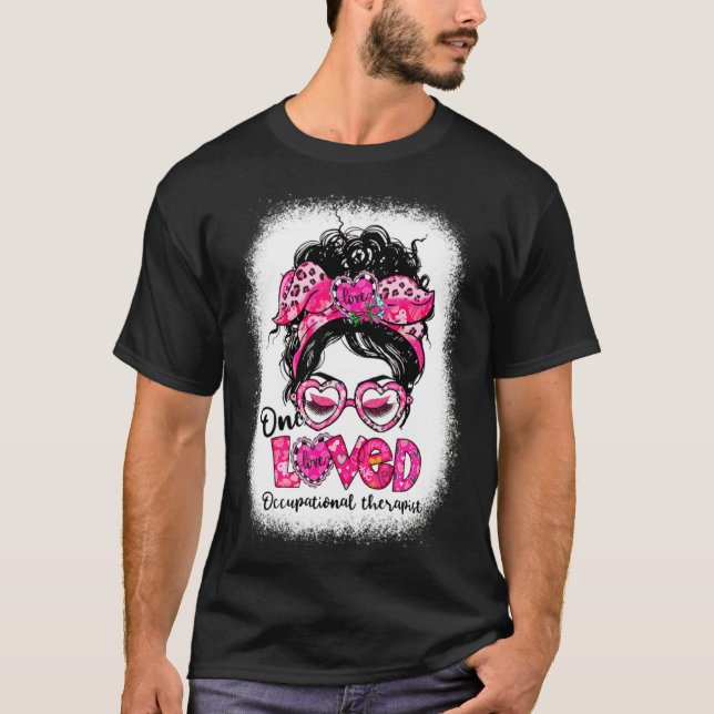 Camiseta One Loved Occupational Therast Messy Bun Valenti  (Frente)