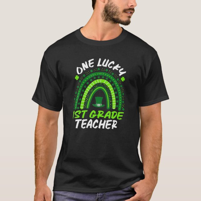 Camiseta One Lucky 1St Grade Teacher Rainbow St Patrick's D (Frente)