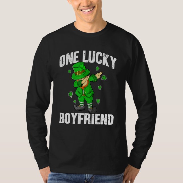 Camiseta One Lucky Boyfriend St Patricks Day Dabbing Leprec (Frente)