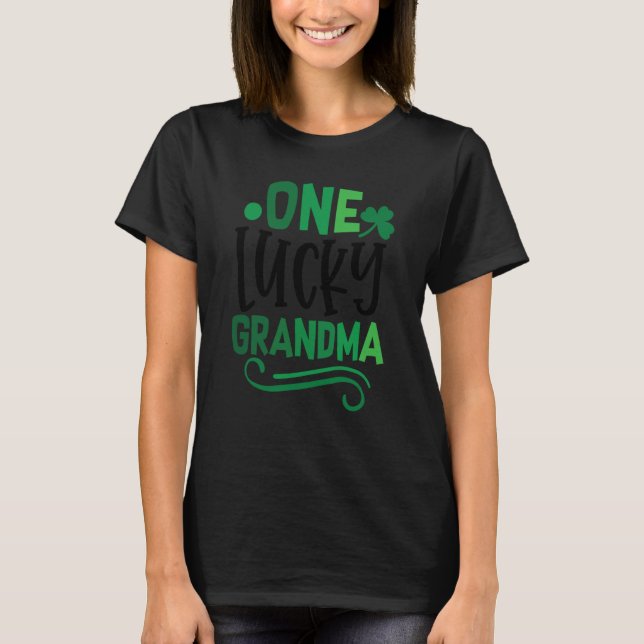 Camiseta One Lucky Grandma C Shamrock Irish (Frente)