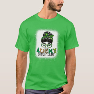 Camiseta One Lucky Lunch Lady Bleached Messy Bun St Patrick