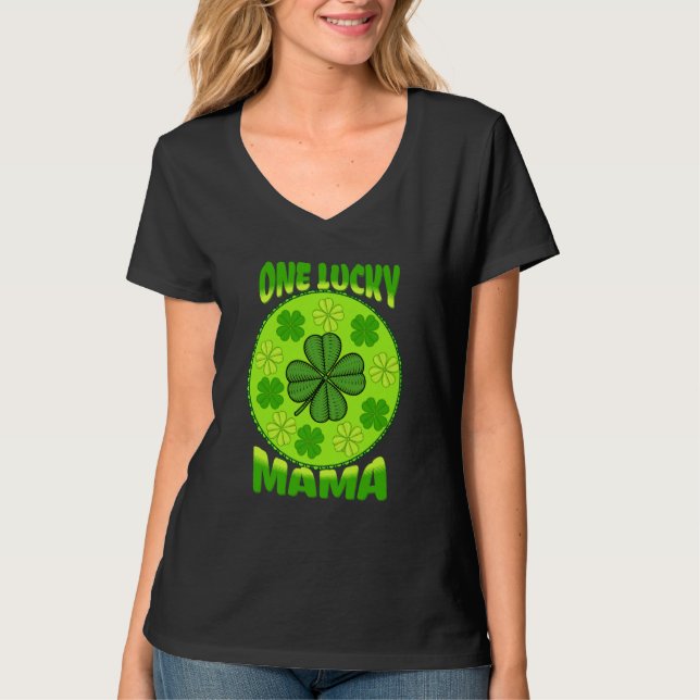 Camiseta One Lucky Mama Celebrate St Patricks Day (Frente)