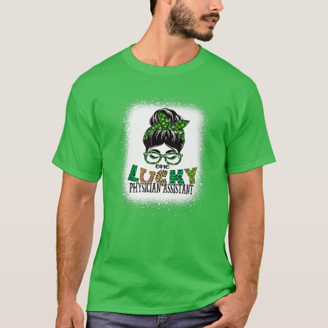 Camiseta One Lucky Physician Assistant Bleached St Patricks (Frente)