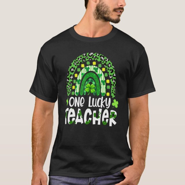 Camiseta One Lucky Teacher Rainbow Leopard St Patricku2019s (Frente)