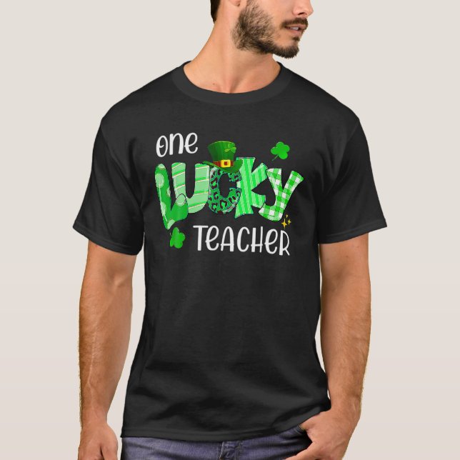 Camiseta One Lucky Teacher Shamrock Clover Leopard St Patri (Frente)
