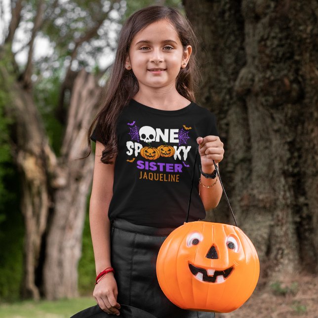 Camiseta One Spooky Sister, Fun Halloween Family (Criador carregado)