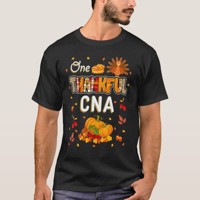Camiseta One Thankful CNA Fall Leaves Autumn CNA Thanksgivi (Frente)