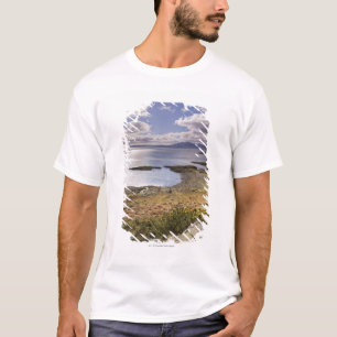 Camiseta Opinião da água e da costa no Bute, Argyll,