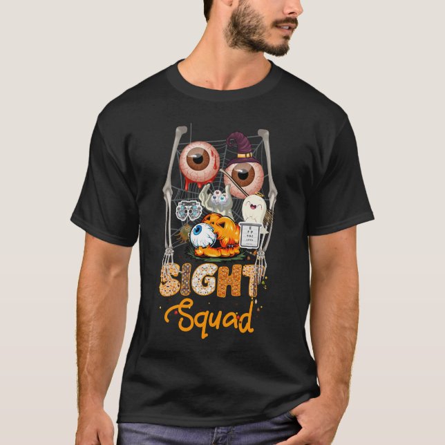 Camiseta Optometrista Halloween Sight Squad Witch Pumpkin O (Frente)