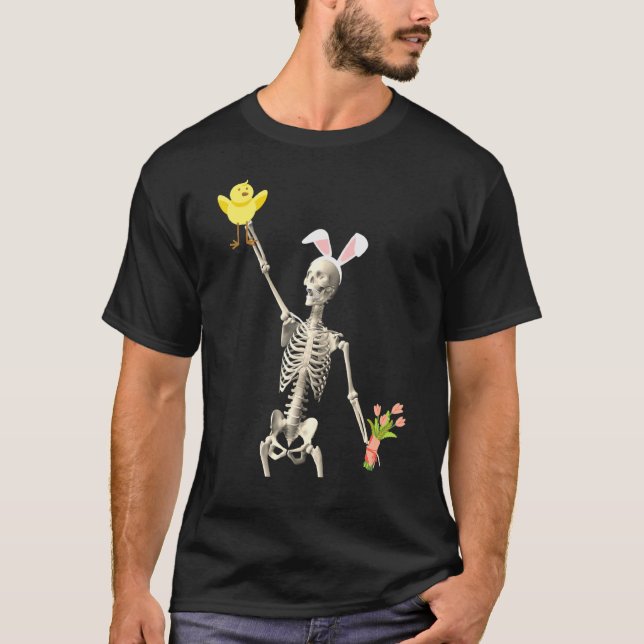 Camiseta Orelhas de Coelho Esqueleto e Segurando Frango Fel (Frente)