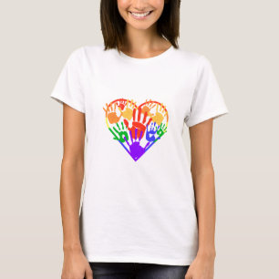 Camiseta Orgulho Arco-Íris LGBTQ+ Coração Colorido