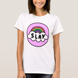 Camiseta Orgulho - cor do arco-íris com nuvens.