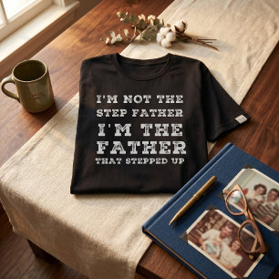 Camiseta Orgulho de Padrasto Tipográfico em Negrito Camiset
