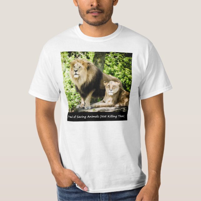 Camiseta Orgulho de Salvar Animais T-SHIRT por RoseWrite (Frente)