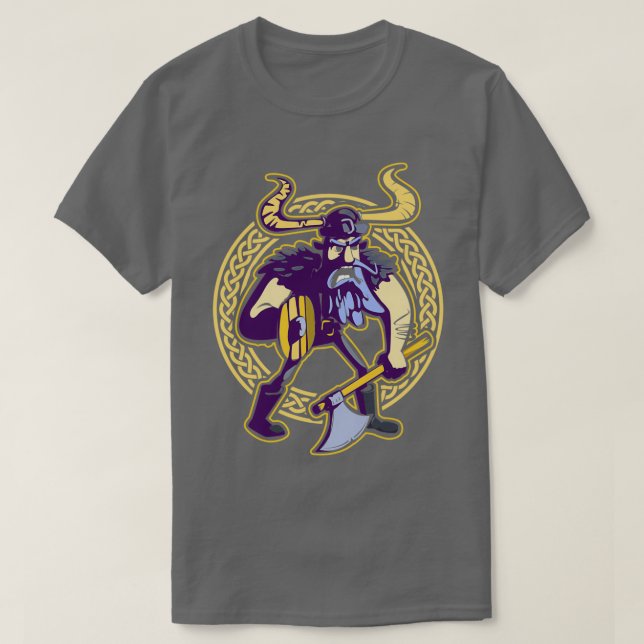 Camiseta Orgulho de Viajar Guerreiro com Capacete de Barba  (Frente do Design)
