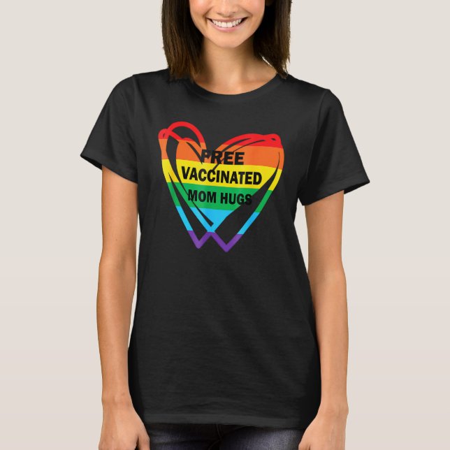 Camiseta Orgulho gay Lésbica Vacinada Mãe Abraçada Lgbt 20 (Frente)