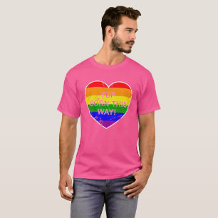 Camiseta Orgulho gay Rainbow Flag Heart Yup Nascer This Way