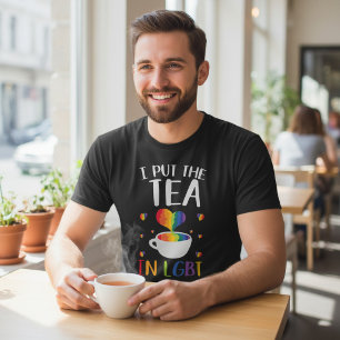 Camiseta Orgulho LGBT Transgênero Arco-Íris Moderno