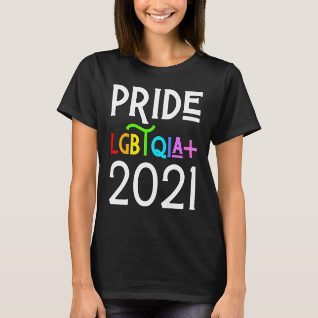 Camiseta Orgulho LGBTQIA Divertimento Arco-Íris Retroativo  (Frente)