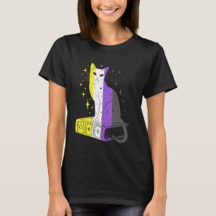 Camiseta Orgulho Não Binário Gato no Livro Estrelas Mágicas