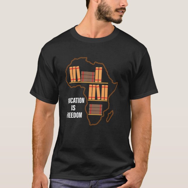 Camiseta Orgulho Negro Educação É Liberdade Histór (Frente)
