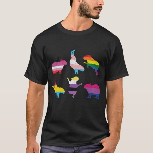 Camiseta Orgulho Transgênero Capybara LGBTQ Rainbow Water P (Frente)