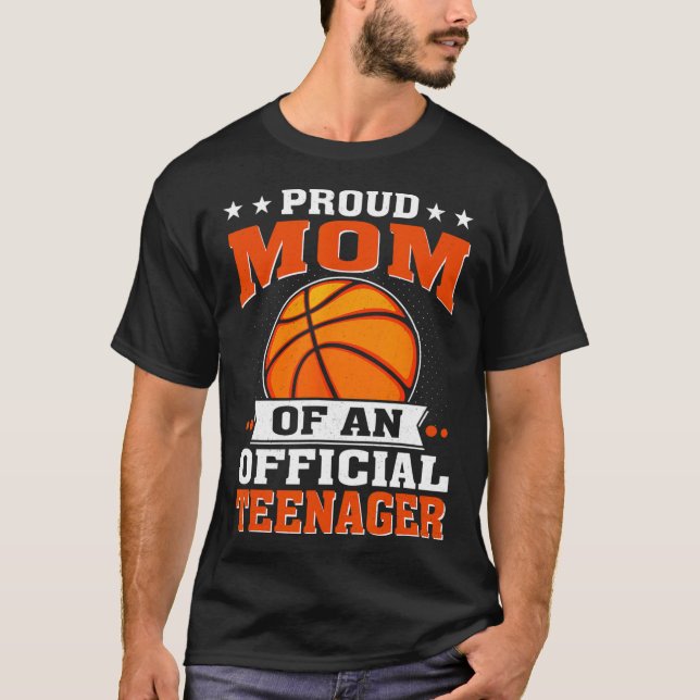 Camiseta Orgulhosa Mãe De Um Adolescente Oficial 13 Birthda (Frente)