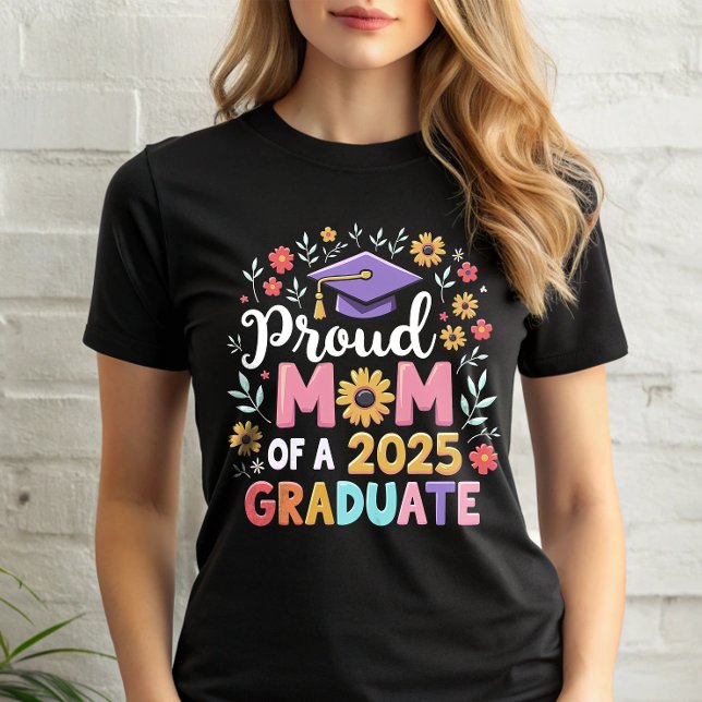 Camiseta Orgulhosa Mãe de um Formando Floral Boho 2025 (Criador carregado)
