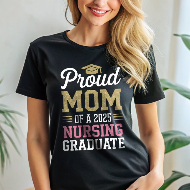Camiseta Orgulhosa Mãe de uma Classe de Formando de Enferma (Criador carregado)