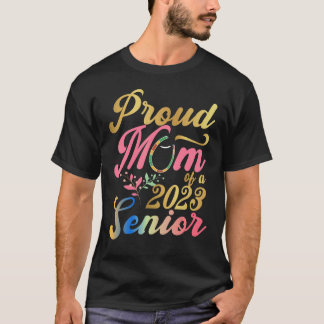 Camiseta Orgulhosa Mãe de uma graduação de Mais velho 2023