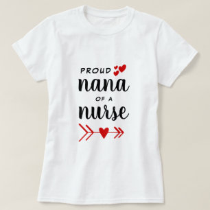 Camiseta Orgulhosa Nana de uma Enfermeira Vermelha