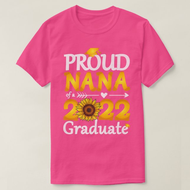 Camiseta Orgulhosa Nana de uma graduação em girassol em 202 (Frente do Design)