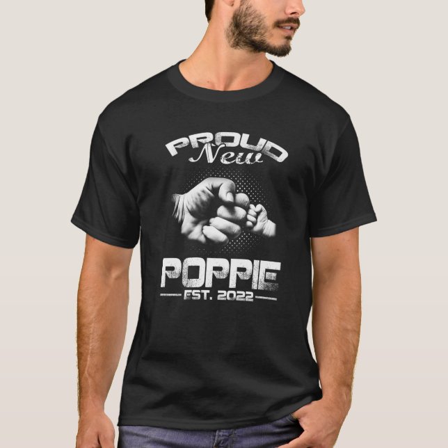 Camiseta Orgulhoso Novo Poppie Est 2022 Dia de os pais Engr (Frente)