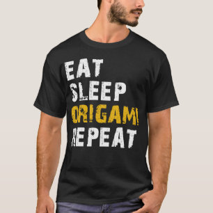 Camiseta origami para dormir comidas