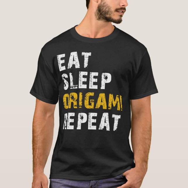 Camiseta origami para dormir comidas (Frente)