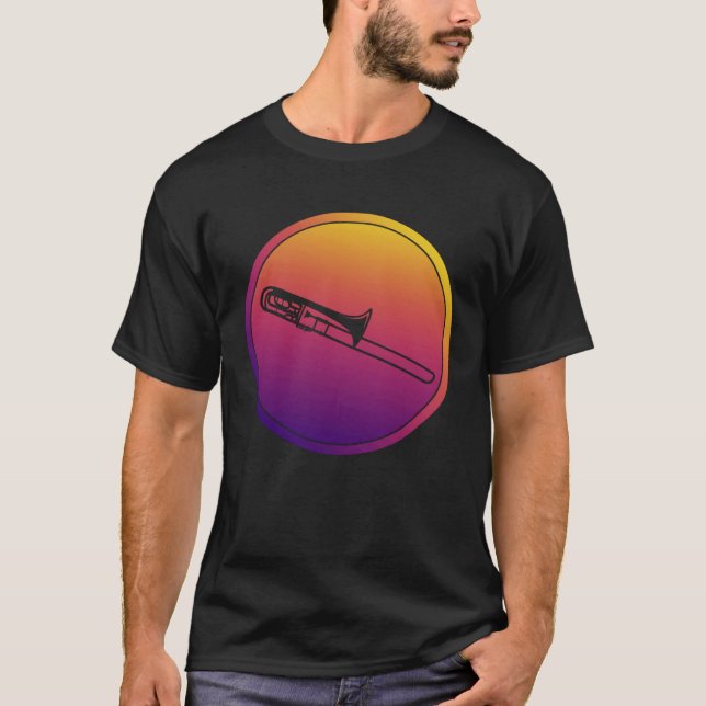 Camiseta Orquestra Synthwave Instrumento Retrowave Trombone (Frente)