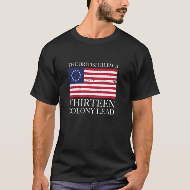 Camiseta Os Britânicos Explodiram Uma Colônia De Treze Lide (Frente)