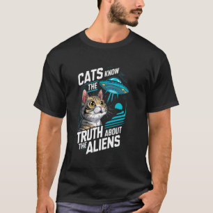 Camiseta Os Gatos Conhecem A Verdade Sobre Os Aliens Que O