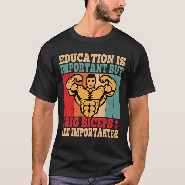 Camiseta Os Grandes Biceps São Importantes E Engraçados Sob (Frente)