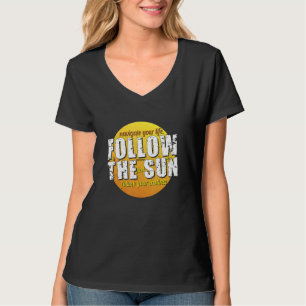 Camiseta Os Homens Seguem O Sol Seguindo O Seu Otimismo Ins